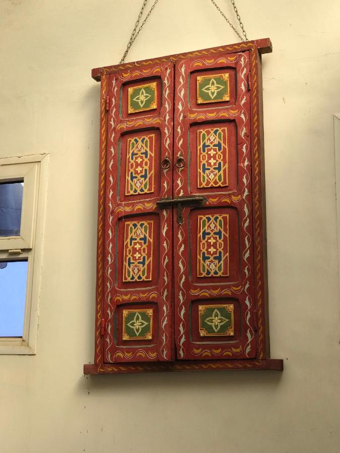 Maison Riad Traditionnel Idealement Situe A Marrakech Marrakesch Exterior foto