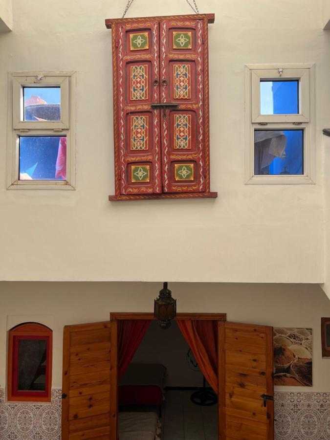 Maison Riad Traditionnel Idealement Situe A Marrakech Marrakesch Exterior foto