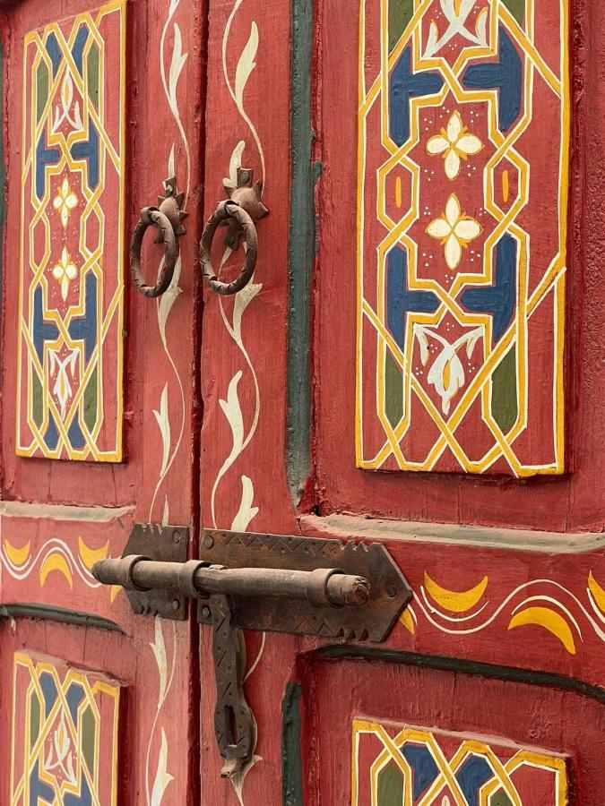 Maison Riad Traditionnel Idealement Situe A Marrakech Marrakesch Exterior foto