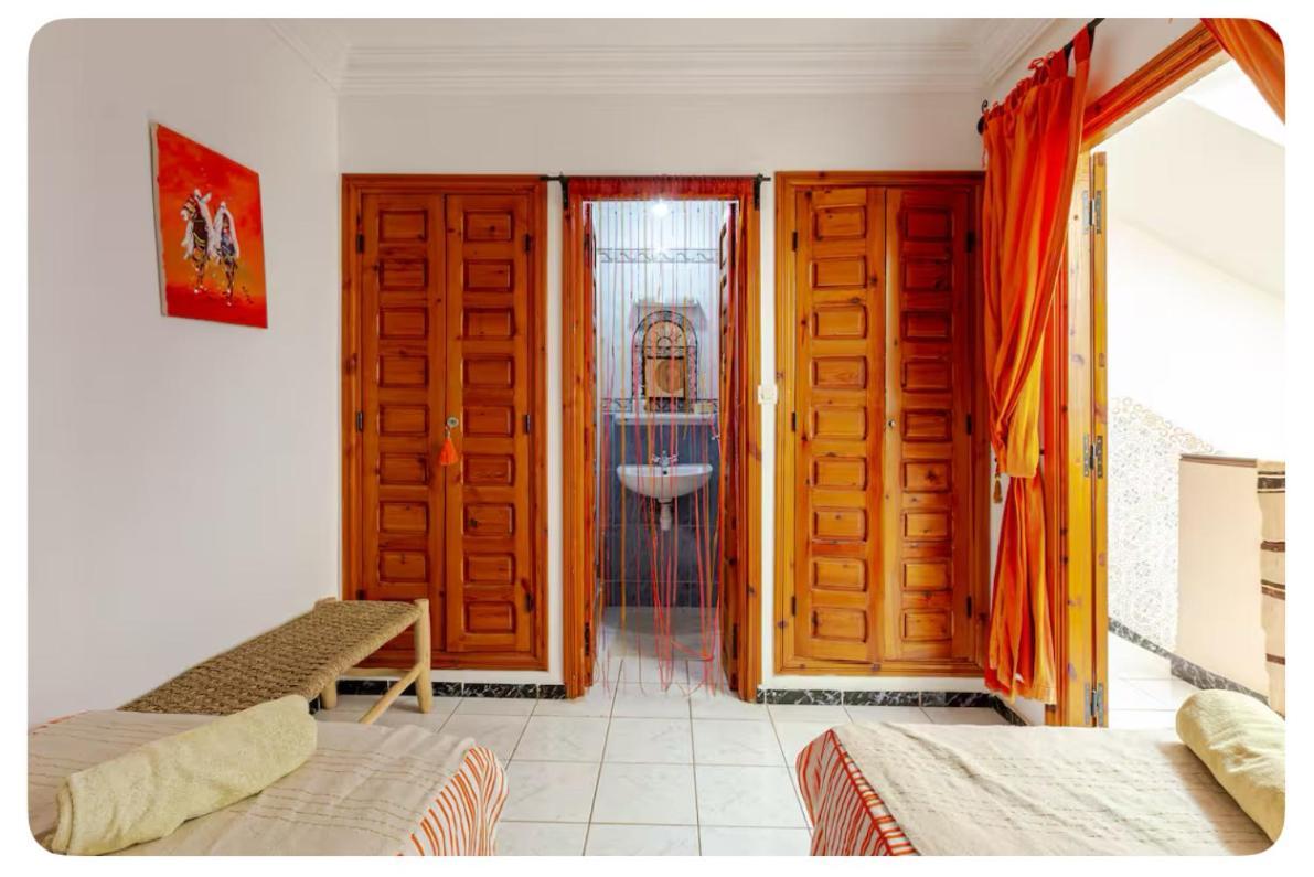 Maison Riad Traditionnel Idealement Situe A Marrakech Marrakesch Exterior foto